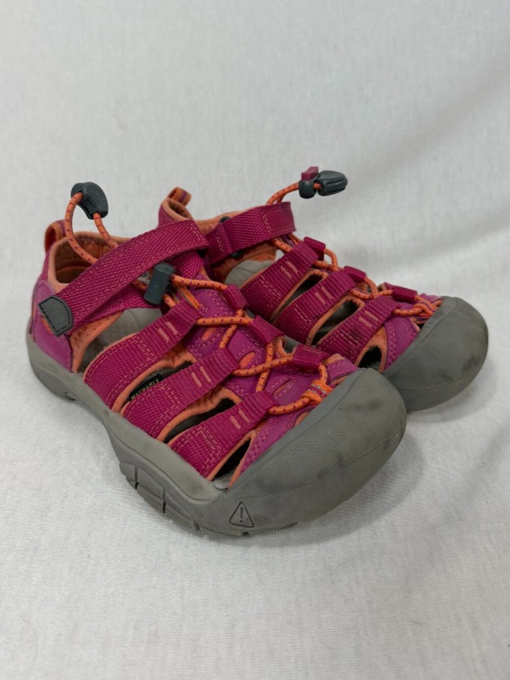 KEEN Newport H2 Kids Sandal Size 1 Youth Pink Orange Hiking Water Shoe